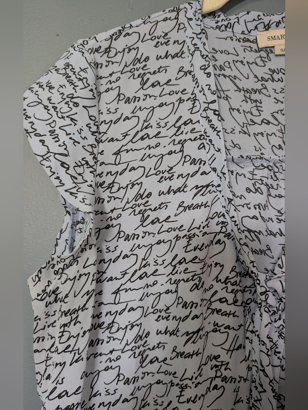 Smart Set Script Tie-Front Blouse large *F16 - Picture 5 of 6